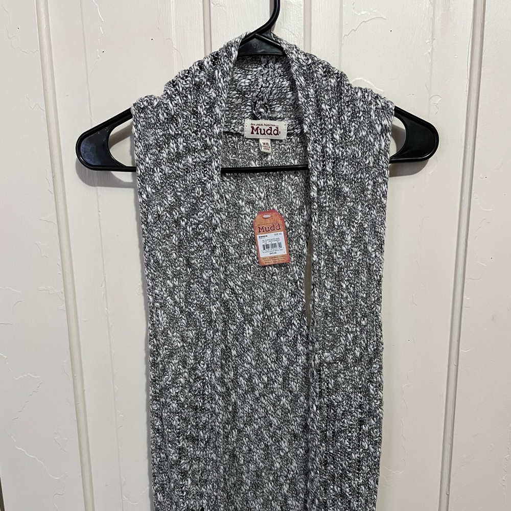 NWT Mudd Full Length Sleeveless Knitted Vest